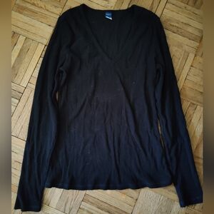 Old Navy Black Ribbed Long Sleeve V-Neck Plush Top